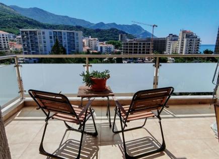 Piso para 180 000 euro en Becici, Montenegro