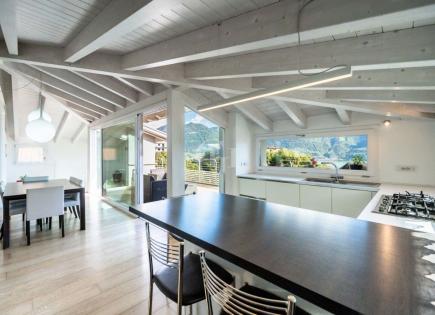 Villa para 790 000 euro por Lago Iseo, Italia