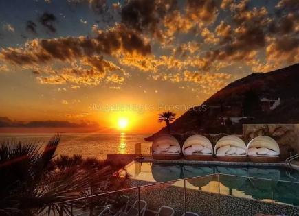 Apartment for 126 000 euro in Dobra Voda, Montenegro