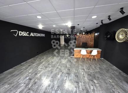 Commercial property for 149 500 euro in Blanes, Spain