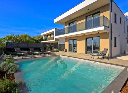 Villa für 674 000 euro in Svetvincenat, Kroatien