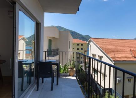 Apartamento para 165 000 euro en Dobrota, Montenegro