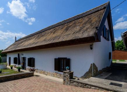 House for 523 690 euro in Keszthely, Hungary