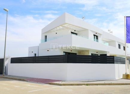 Villa for 459 000 euro in Dolores, Spain