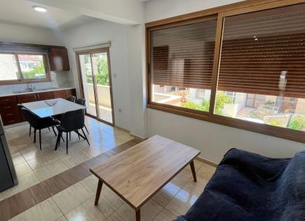 Apartment für 1 300 euro pro Monat in Limassol, Zypern