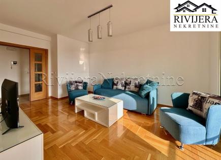 Appartamento per 340 000 euro a Tivat, Montenegro