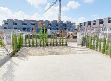 Apartment for 277 000 euro in Torrevieja, Spain