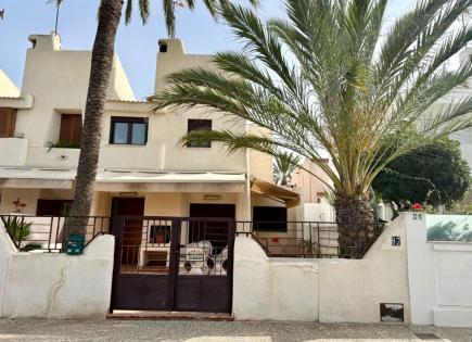 Bungalow für 2 500 euro pro Monat in Torrevieja, Spanien
