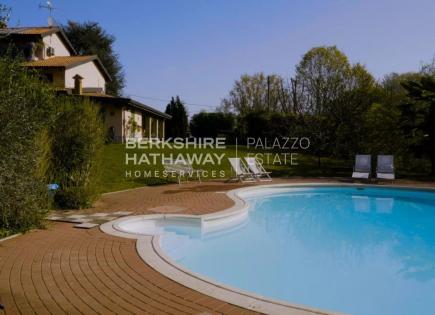 Villa for 1 600 000 euro in Novara, Italy