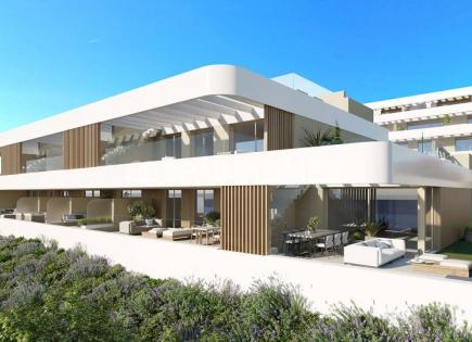 Apartment für 690 000 euro in Estepona, Spanien