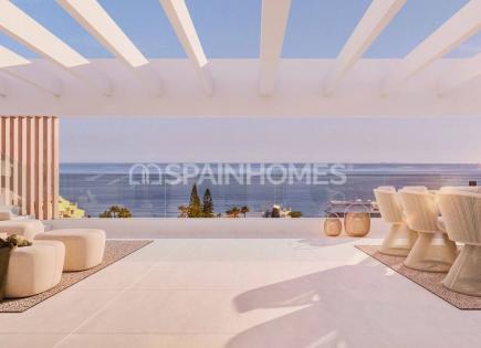 Penthouse for 890 000 euro in Estepona, Spain