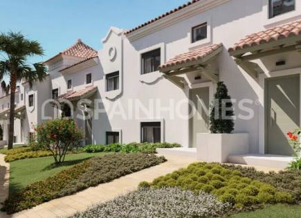Stadthaus für 405 000 euro in Estepona, Spanien