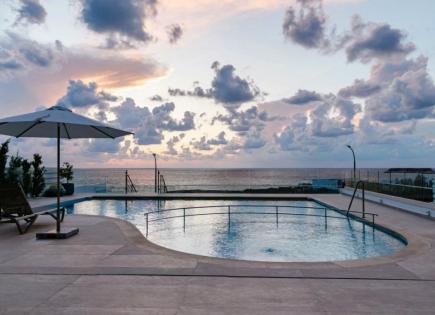 Flat for 4 500 000 euro in Paphos, Cyprus