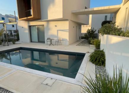 Casa para 3 000 euro por mes en Chloraka, Chipre