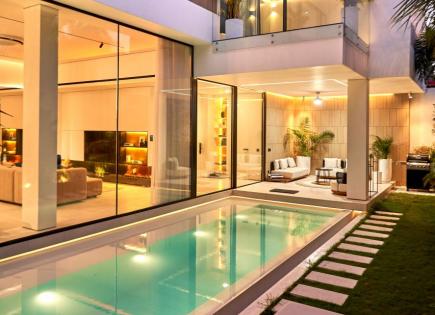 Villa for 600 940 euro in Canggu, Indonesia