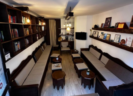 Propiedad comercial para 90 000 euro en el Bar, Montenegro