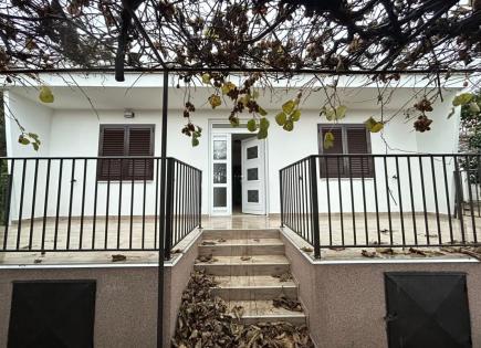 Casa para 150 000 euro en Sutomore, Montenegro