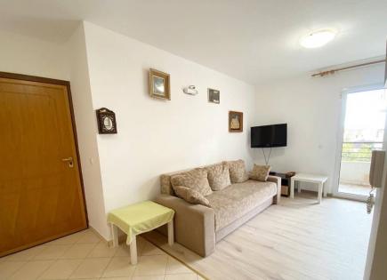 Piso para 120 000 euro en Becici, Montenegro