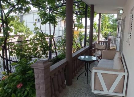 Casa para 240 000 euro en Sutomore, Montenegro