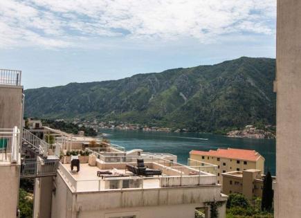 Flat for 215 350 euro in Dobrota, Montenegro