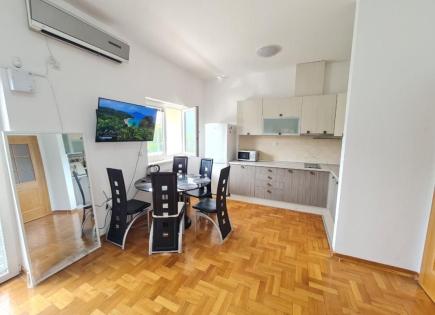 Flat for 150 000 euro in Denovici, Montenegro