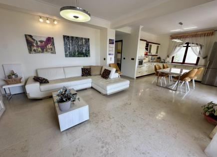Flat for 395 000 euro in Petrovac, Montenegro