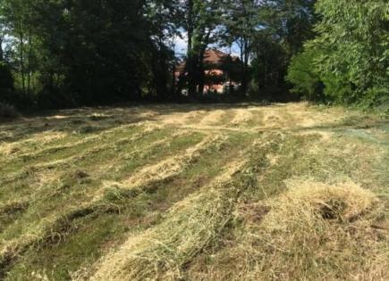 Terrain pour 37 211 Euro à Golubovci, Monténégro