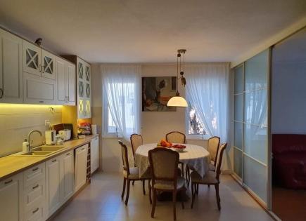 Piso para 210 000 euro en Petrovac, Montenegro