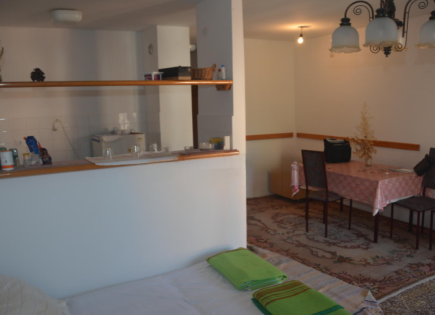 Flat for 95 000 euro in Dobrota, Montenegro