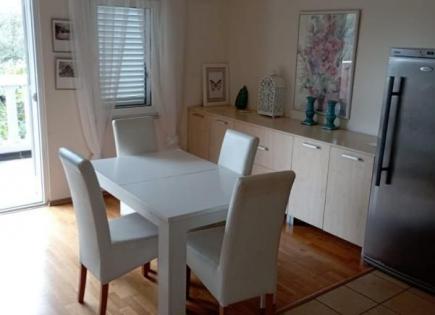 Flat for 120 000 euro in Petrovac, Montenegro