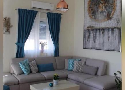 Wohnung für 185 000 euro in Kavač, Montenegro
