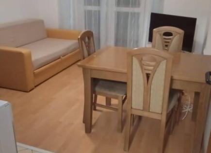 Flat for 86 000 euro in Petrovac, Montenegro