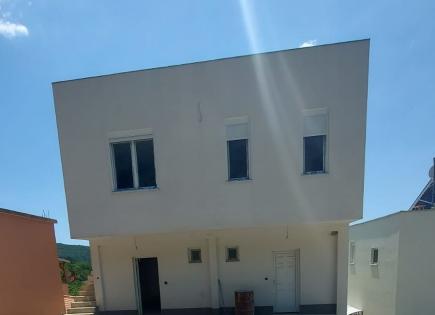 Haus für 195 000 euro in Kruče, Montenegro