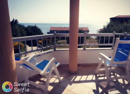 Wohnung für 436 378 euro in Sveti Stefan, Montenegro