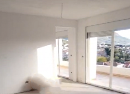 Wohnung für 310 000 euro in Bar, Montenegro