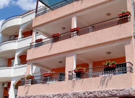 Hôtel pour 656 654 Euro à Petrovac, Monténégro