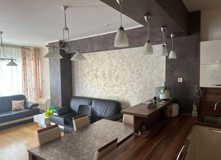 Wohnung für 400 000 euro in Budva, Montenegro