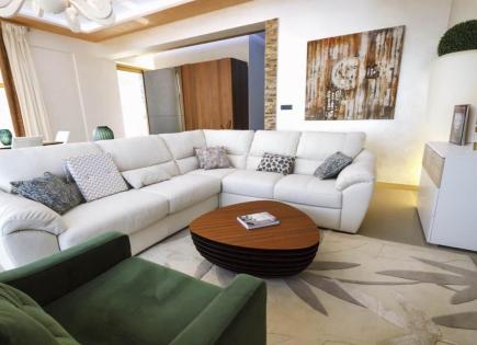 Flat for 430 000 euro in Budva, Montenegro