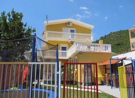 Haus für 310 092 euro in Sutomore, Montenegro
