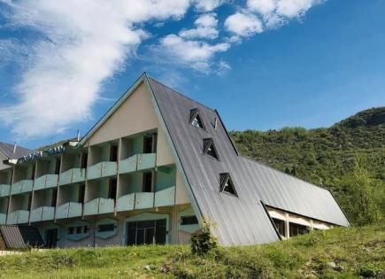 Hotel for 219 745 euro in Zabljak, Montenegro