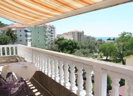 Wohnung für 120 000 euro in Becici, Montenegro