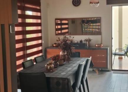 Haus für 525 000 euro in Dobra Voda, Montenegro