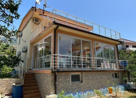 House for 280 000 euro in Dobra Voda, Montenegro