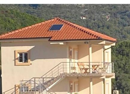 Maison pour 192 914 Euro à Ulcinj, Monténégro
