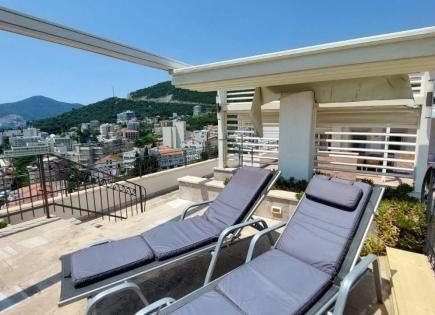 Piso para 340 000 euro en Becici, Montenegro