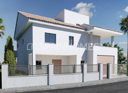 Villa for 1 550 000 euro in Benalmadena, Spain