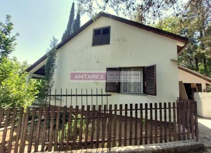Villa für 230 000 euro in Igalo, Montenegro