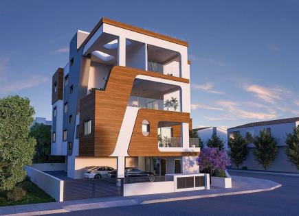 Commercial apartment building for 3 500 000 euro in Agios Athanasios, Cyprus