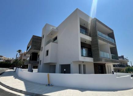 Appartement pour 1 200 Euro par mois à Paphos, Chypre