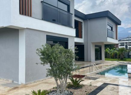 Villa for 1 375 000 euro in Tekirova, Turkey